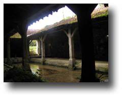 Présentation du lavoir de Fleys